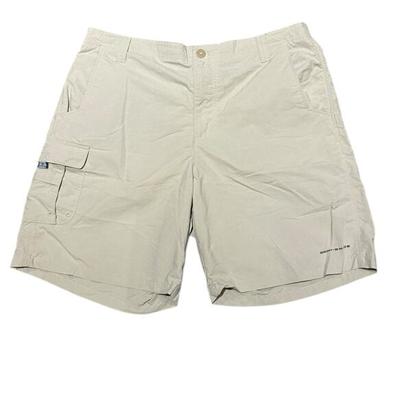 Columbia PFG Men's Size Large Khaki Polyester Cargo Shorts - Picture 1 of 9